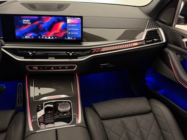 2025 BMW X5 M60i - Photo 31