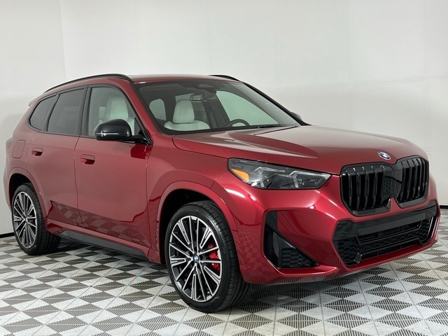 2026 BMW X1 28i's photo