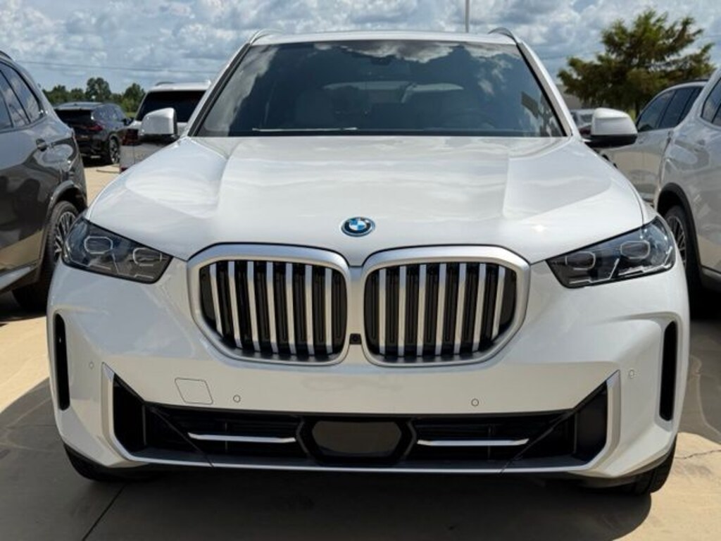 New 2026 BMW X5 PHEV xDrive50e SUV
