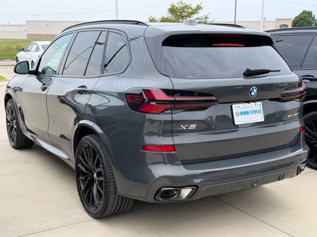 New 2026 BMW X5 sDrive40i SUV