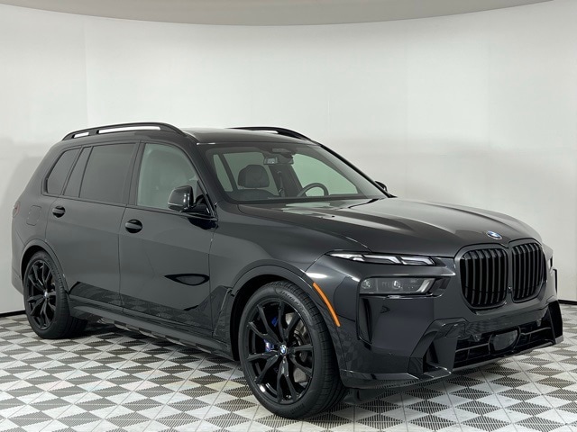 2025 BMW X7 40i's photo