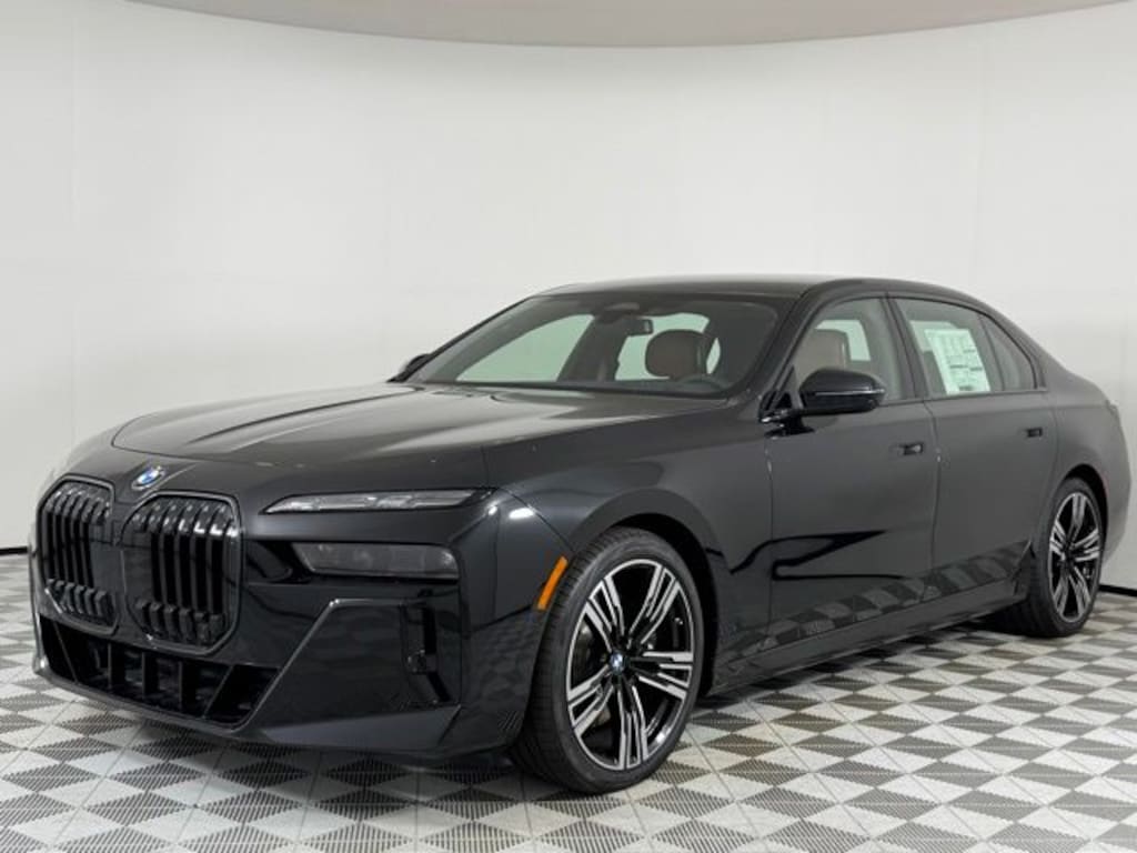 New 2026 BMW 760i xDrive Sedan
