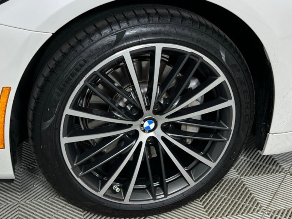 Used 2022 BMW 530i Sedan