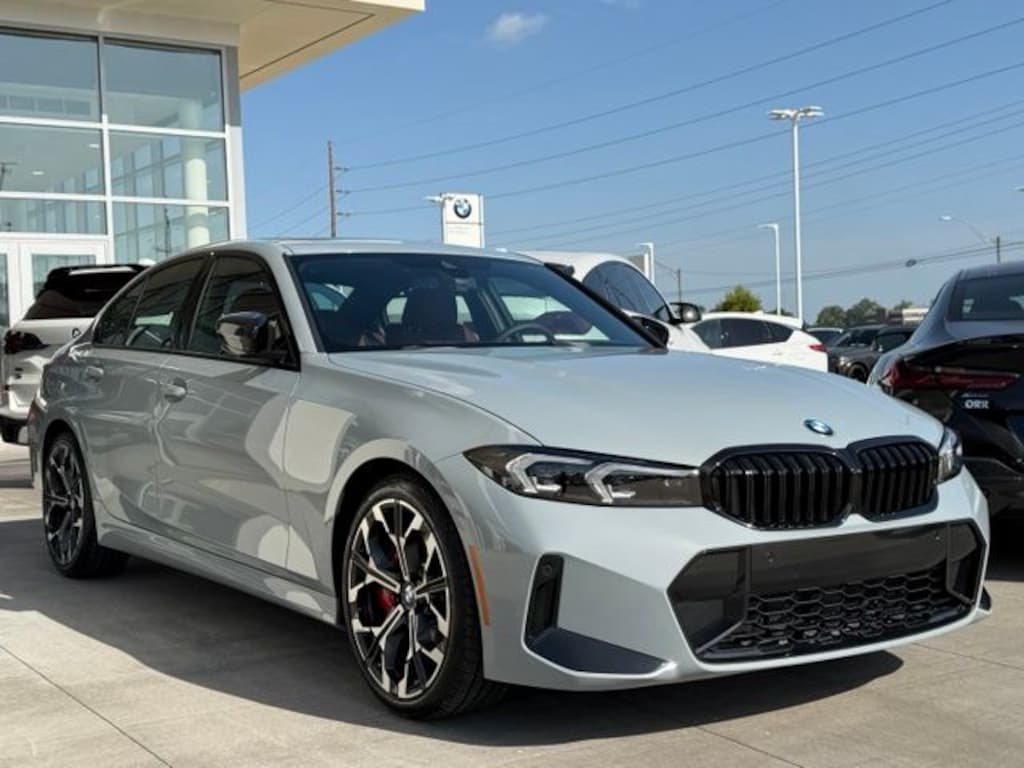 New 2026 BMW 330i Sedan