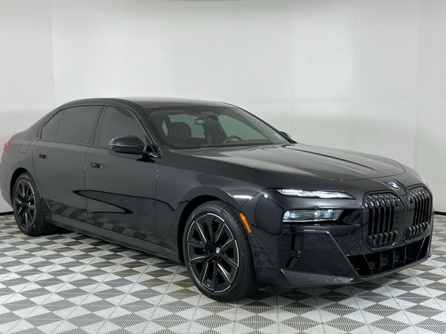 2023 BMW 760i Sedan 