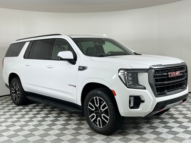 2021 GMC Yukon XL AT4's photo