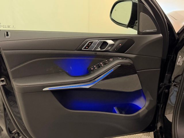 2026 BMW X5 40i - Photo 16