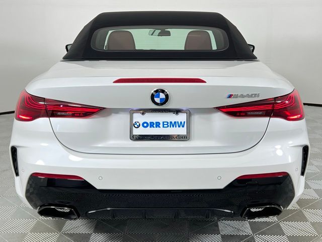 2026 BMW 4 Series M440i - Photo 10