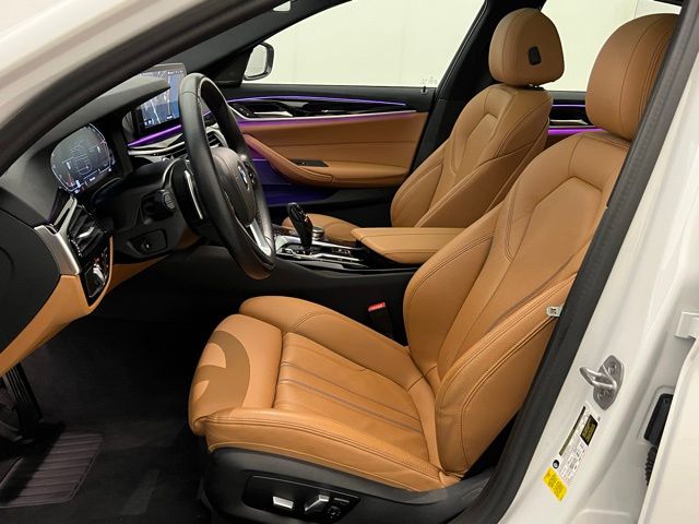 2023 BMW 5 Series 540i - Photo 14