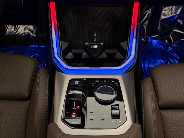 2025 BMW X3 M50 - Photo 37