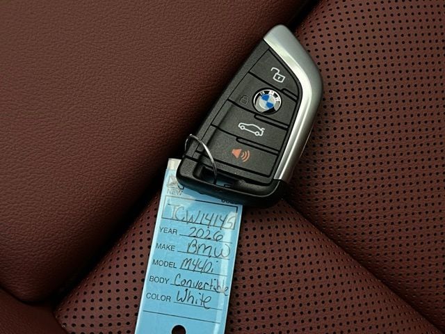 2026 BMW 4 Series M440i - Photo 41