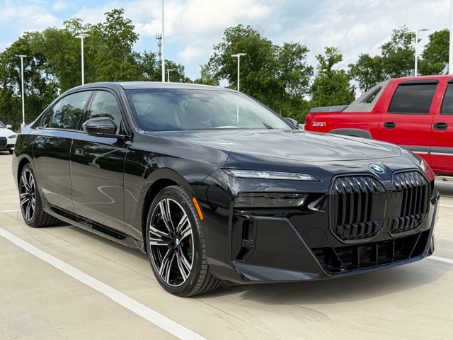 2026 BMW 7 Series 760i xDrive Sedan's photo