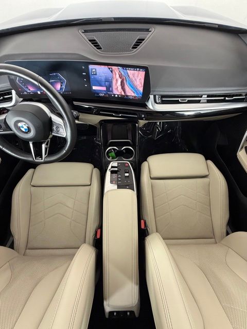 2025 BMW X1 28i - Photo 22