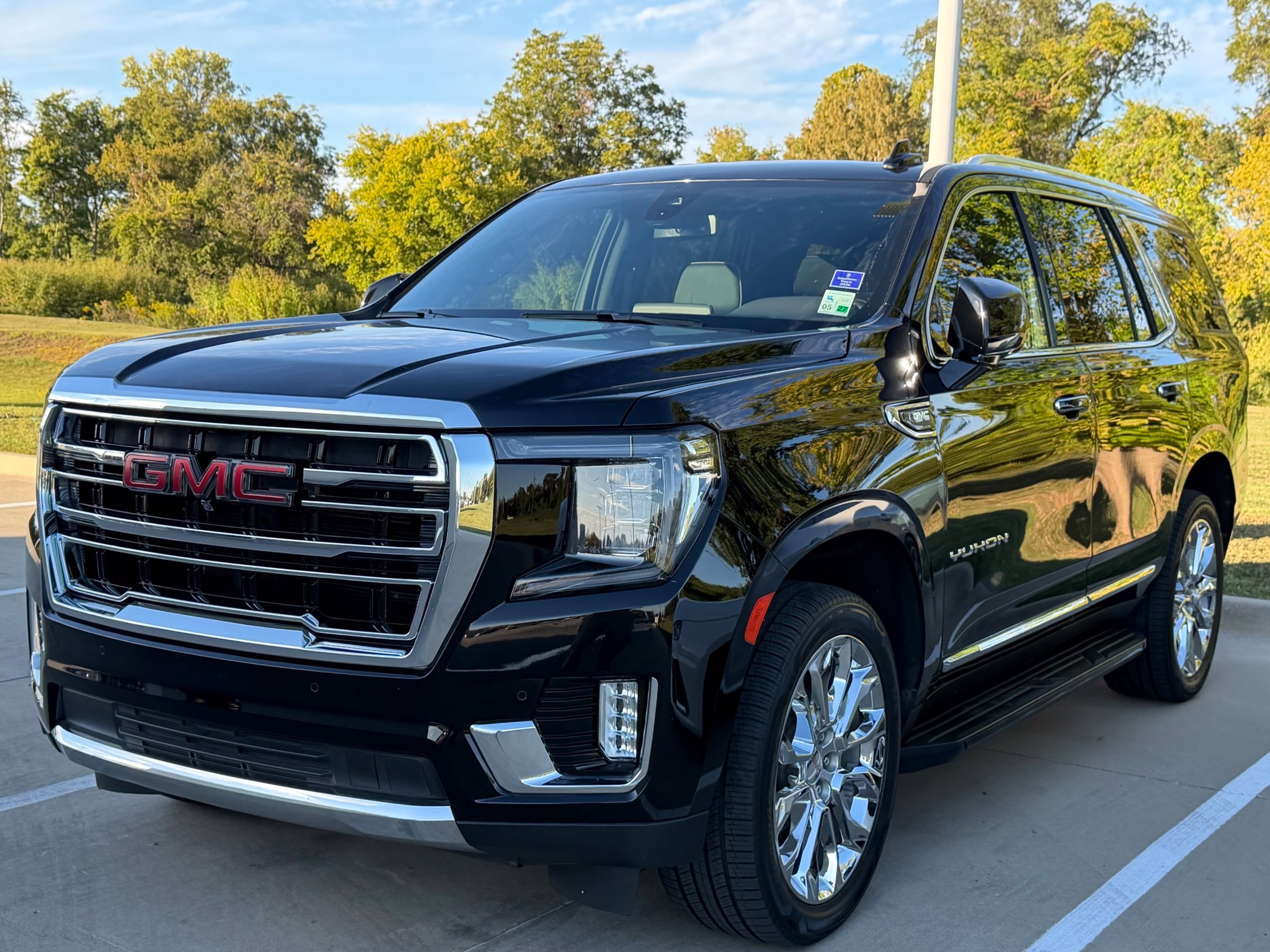 Used 2022 GMC Yukon SLT SUV