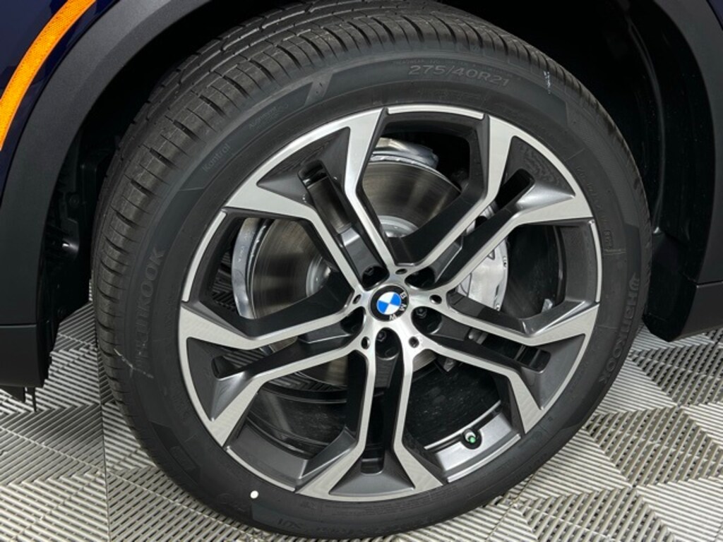 New 2026 BMW X5 xDrive40i SUV