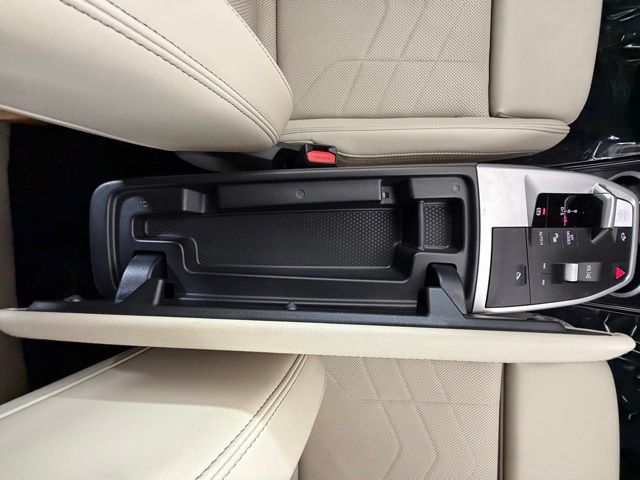 2025 BMW X1 28i - Photo 24