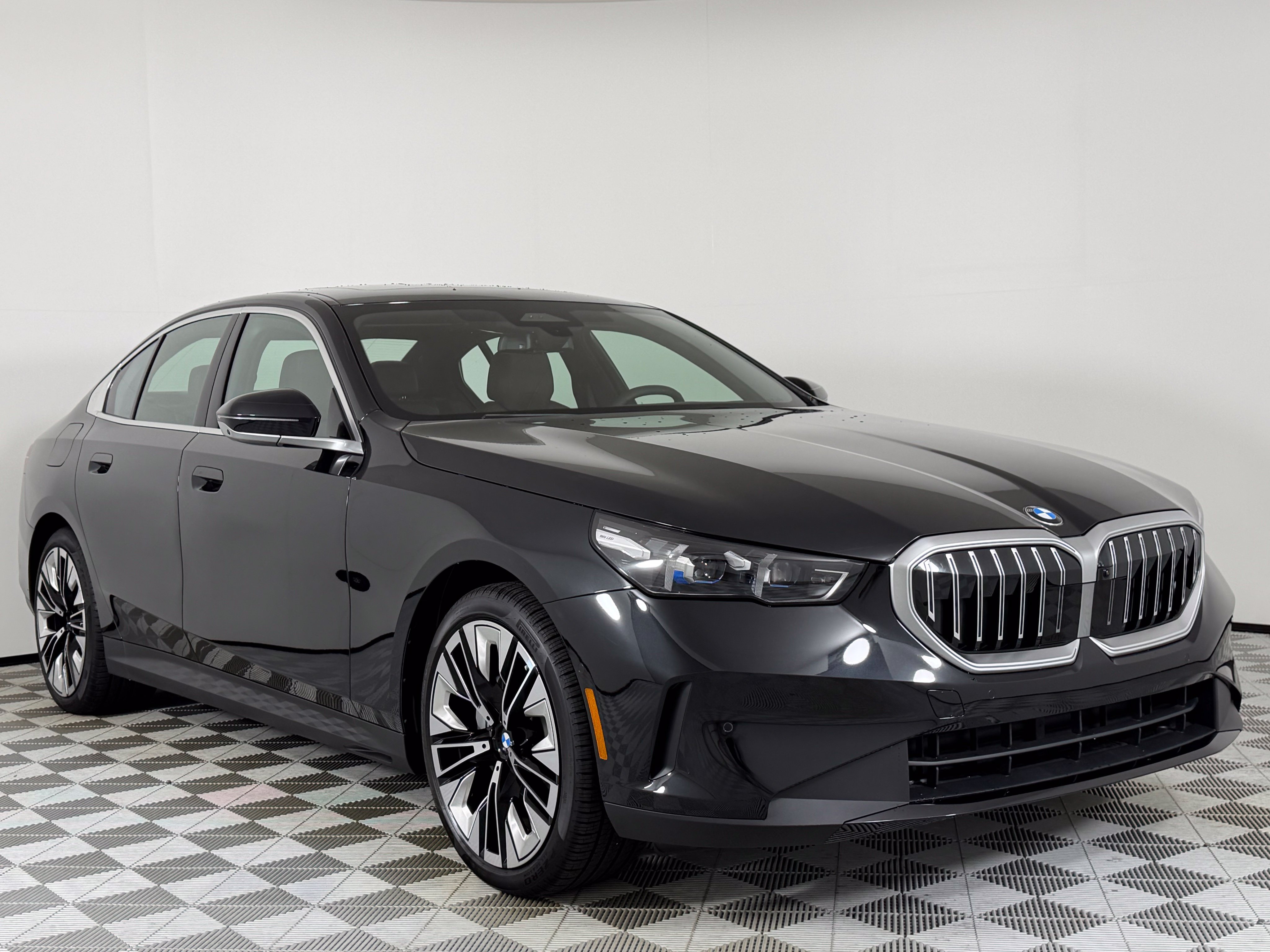 2027 BMW 530i Sedan 