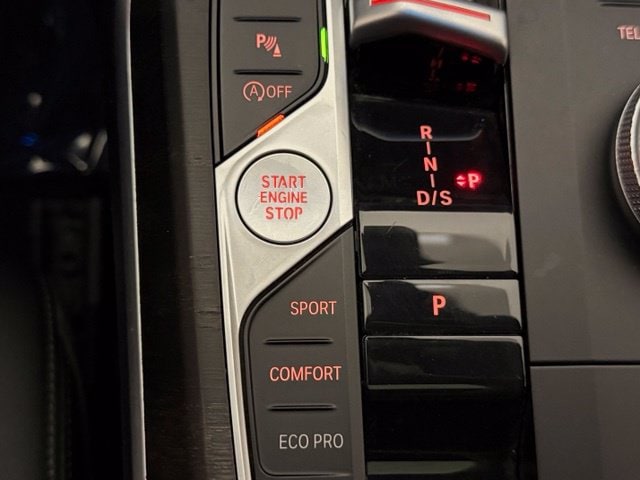 2024 BMW 3 Series 330i - Photo 33