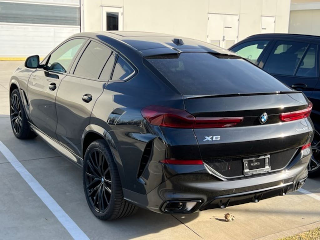 New 2026 BMW X6 xDrive40i SUV