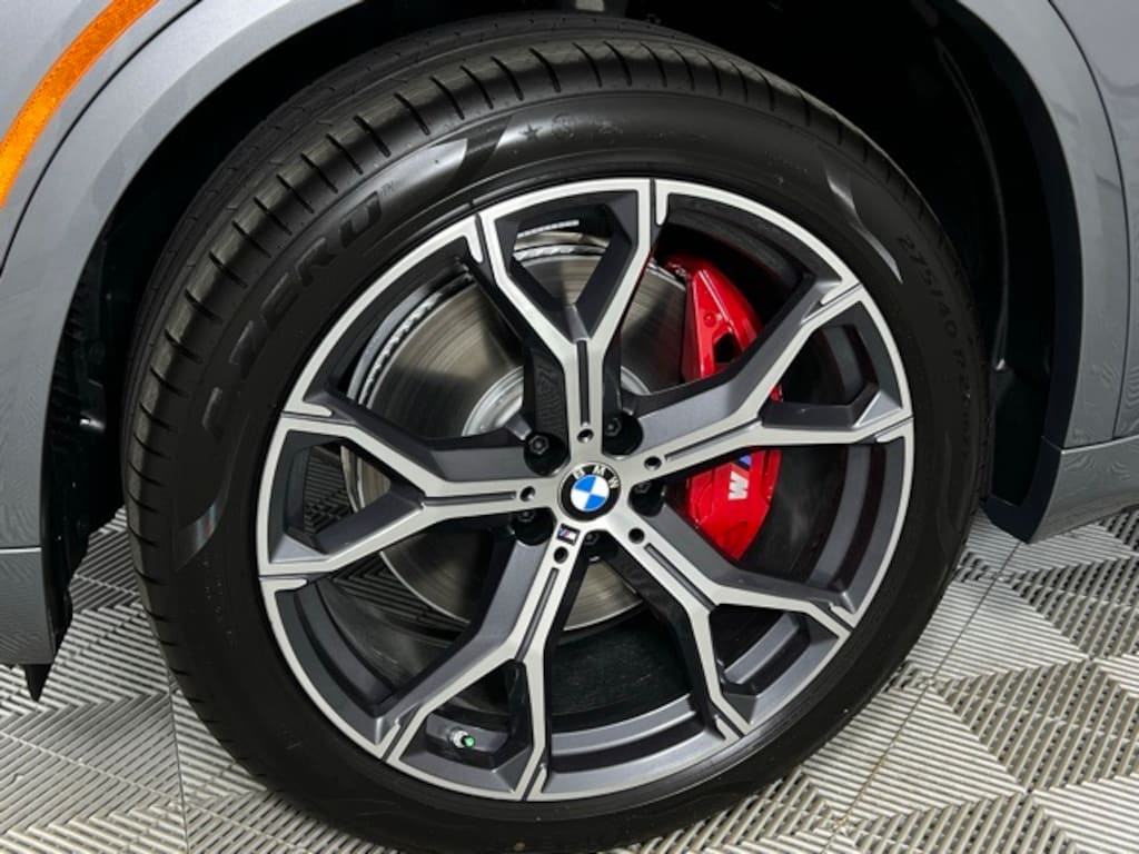 New 2026 BMW X5 sDrive40i SUV