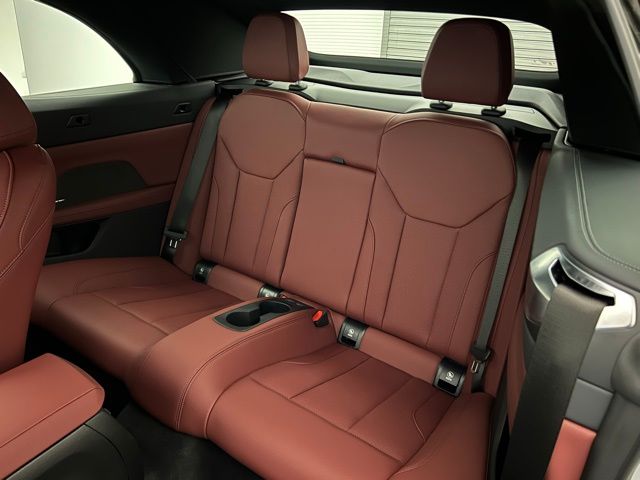 2026 BMW 4 Series M440i - Photo 21