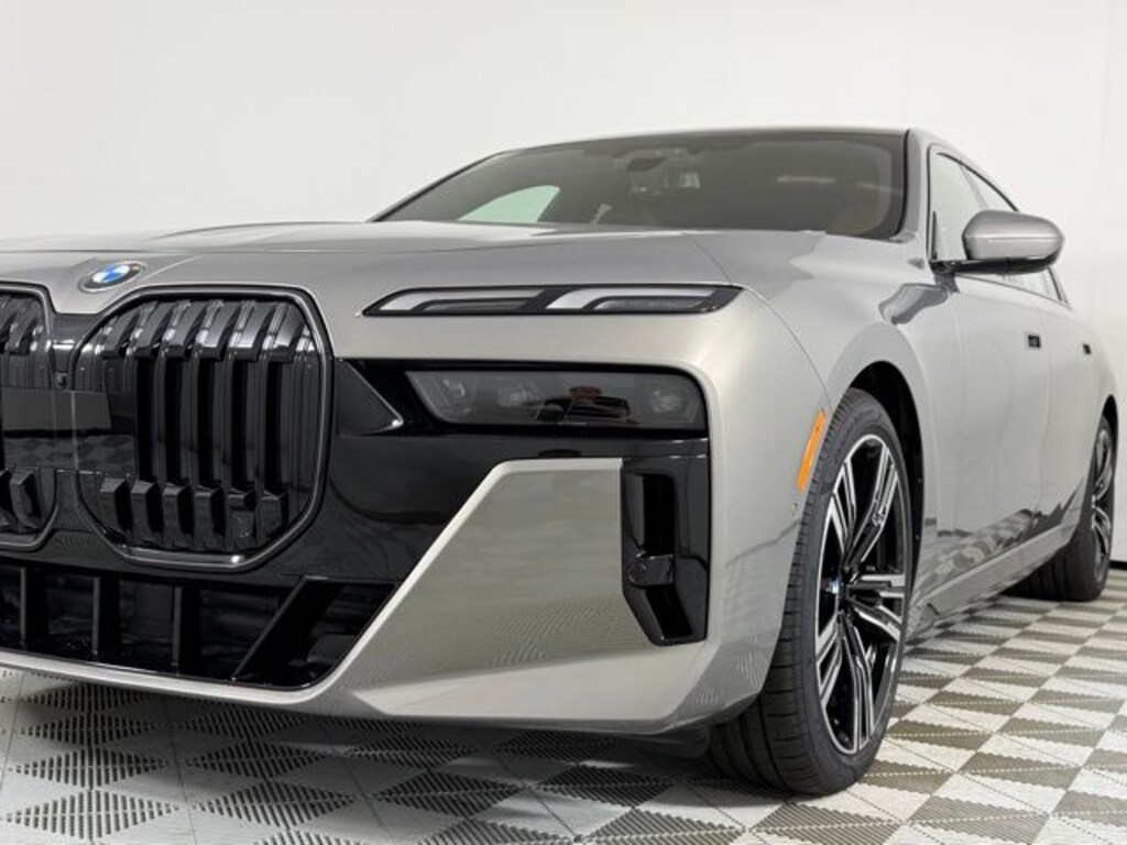 New 2026 BMW 760i xDrive Sedan
