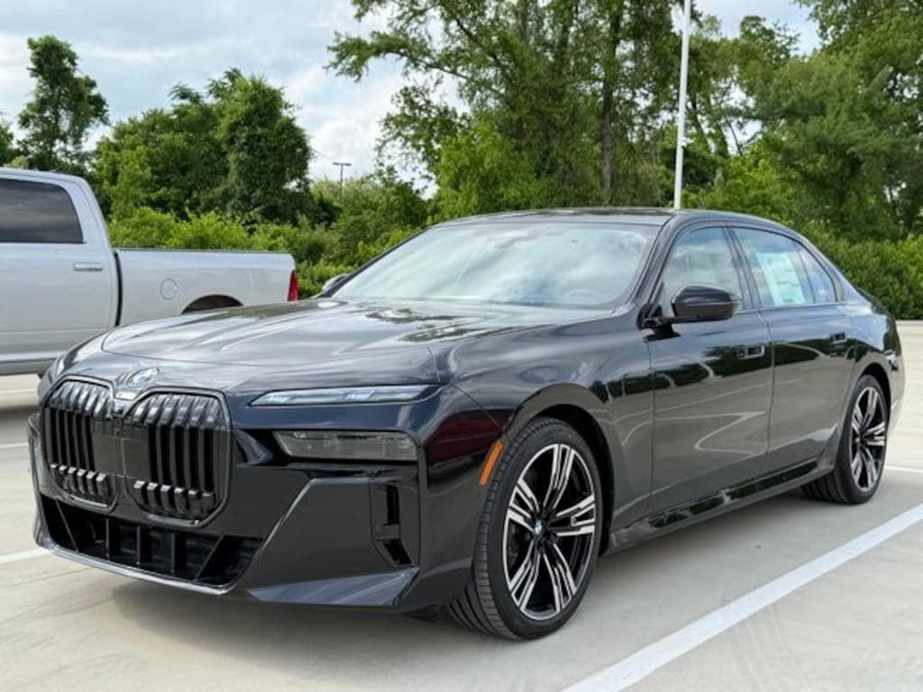 New 2026 BMW 760i xDrive Sedan