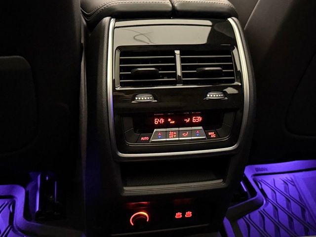 2025 BMW X5 M60i - Photo 24