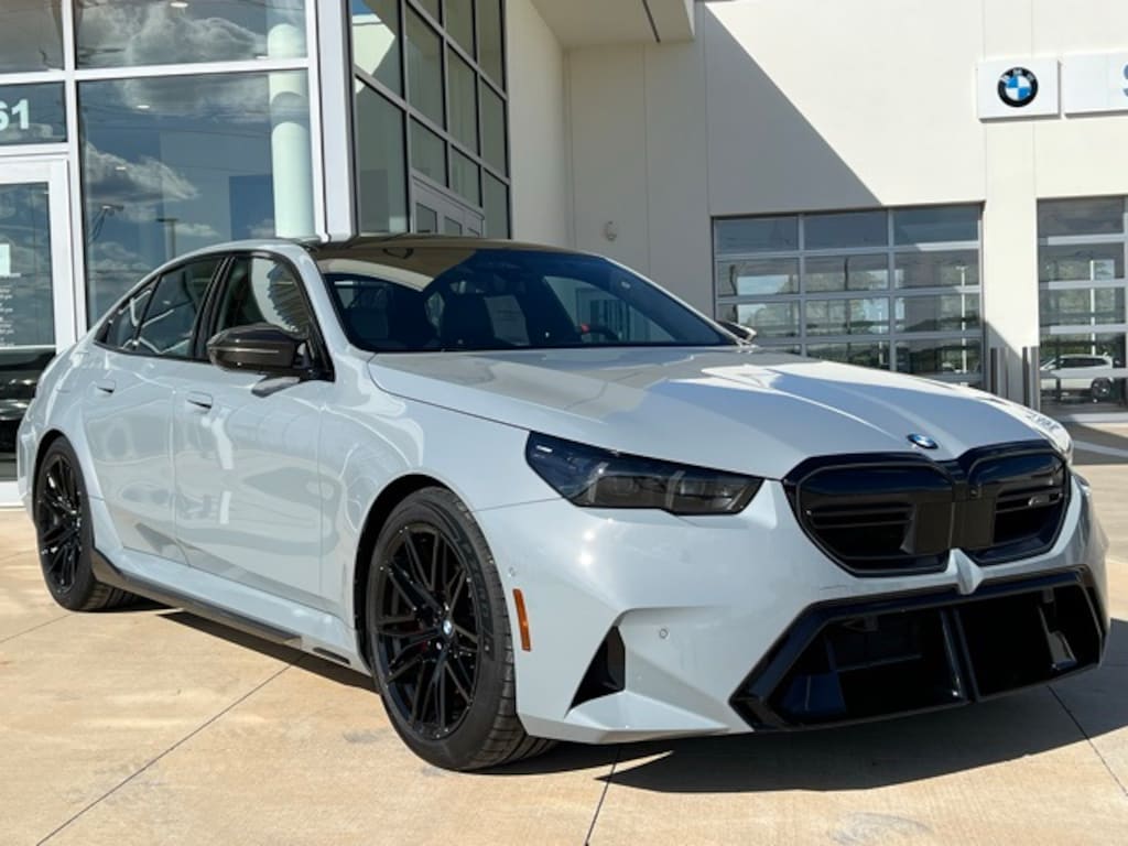 New 2026 BMW M5 Sedan
