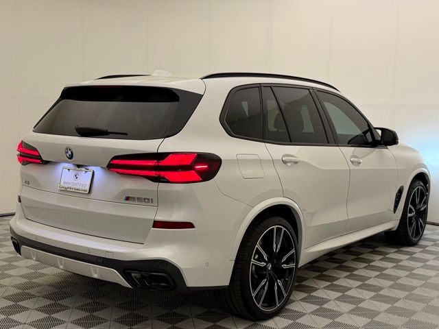 2025 BMW X5 M60i - Photo 10