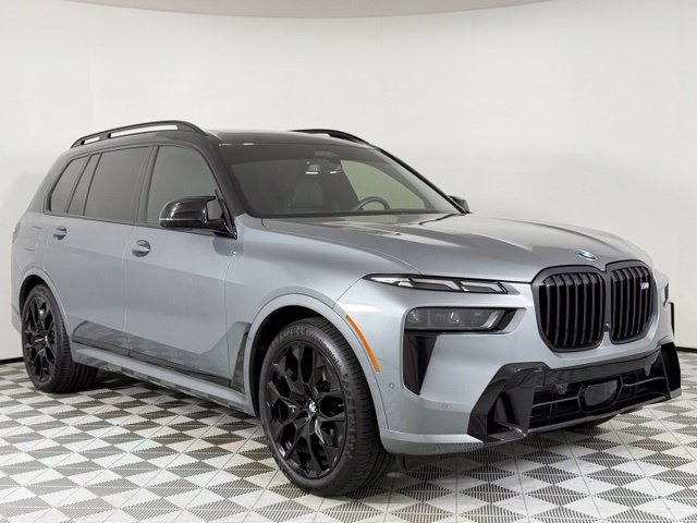 2025 BMW X7 SUV 