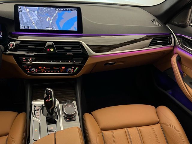 2023 BMW 5 Series 540i - Photo 24