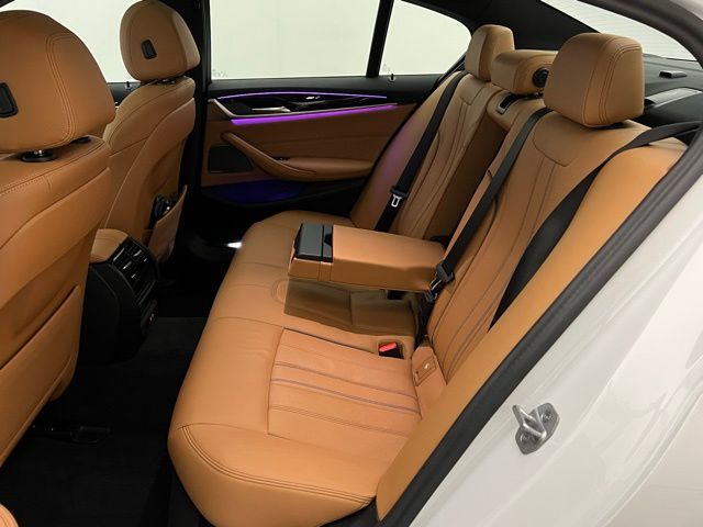 2023 BMW 5 Series 540i - Photo 18