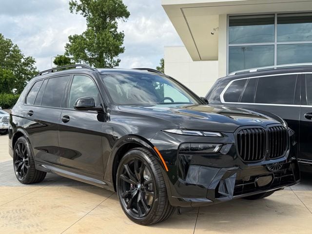 2027 BMW X7 xDrive40i's photo