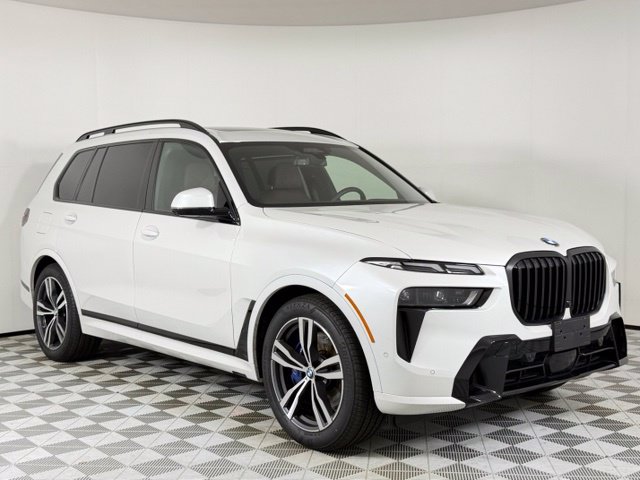2025 BMW X7 SUV 