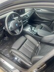  BMW 530i