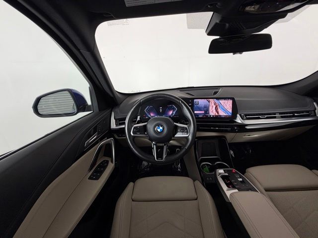 2025 BMW X1 28i - Photo 16
