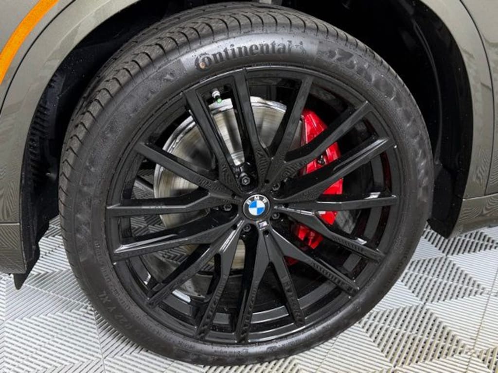 New 2026 BMW X5 xDrive40i SUV