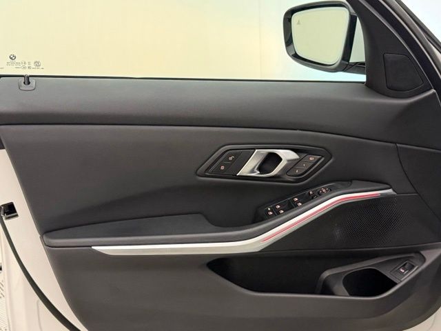 2024 BMW 3 Series 330i - Photo 19