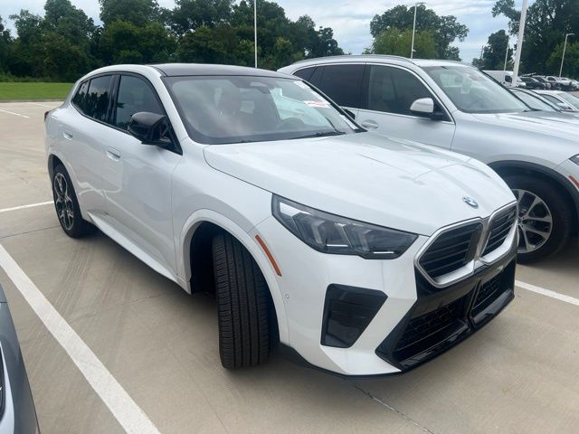 2025 BMW X2 M35i's photo