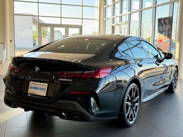 2026 BMW 8 Series M850i - Photo 13