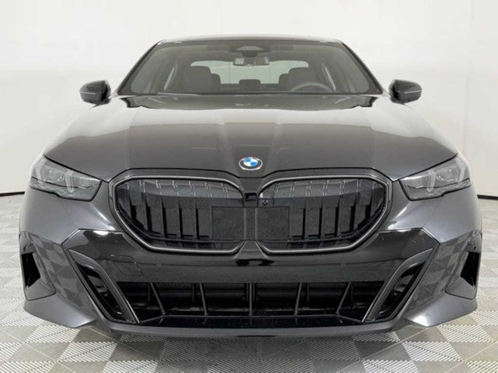 New 2026 BMW 530i Sedan