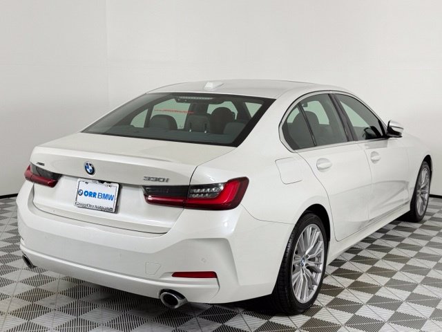 2024 BMW 3 Series 330i - Photo 8
