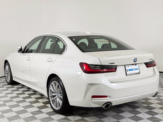 2024 BMW 3 Series 330i - Photo 7