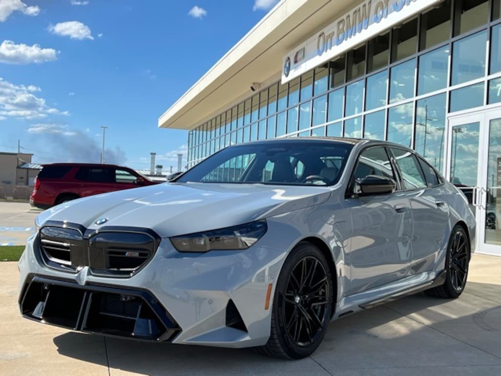 New 2026 BMW M5 Sedan
