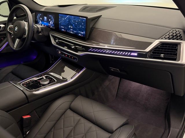 2025 BMW X5 M60i - Photo 25