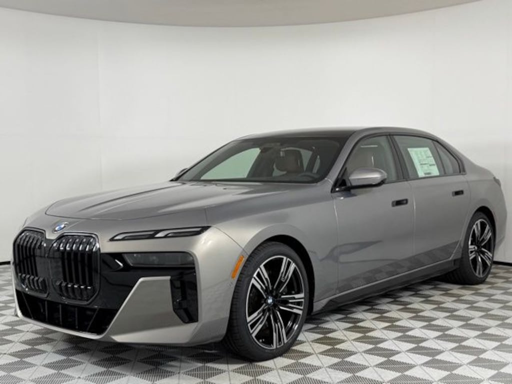 New 2026 BMW 760i xDrive Sedan