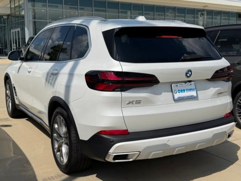 New 2026 BMW X5 PHEV xDrive50e SUV