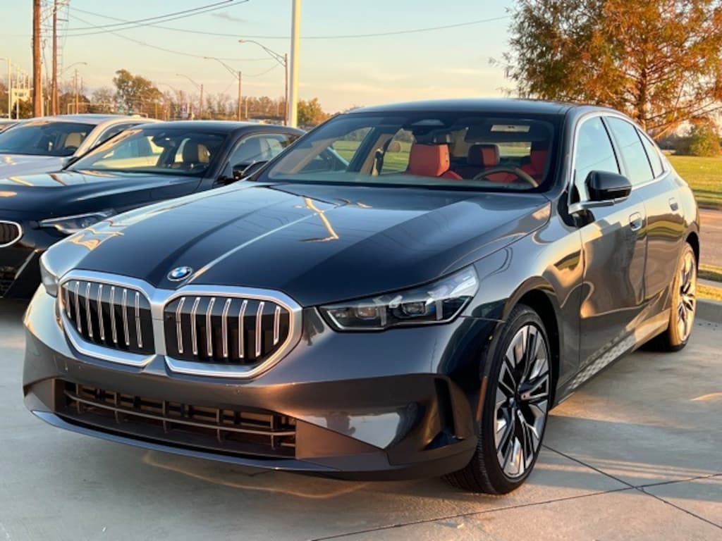 Certified 2025 BMW 530i Sedan