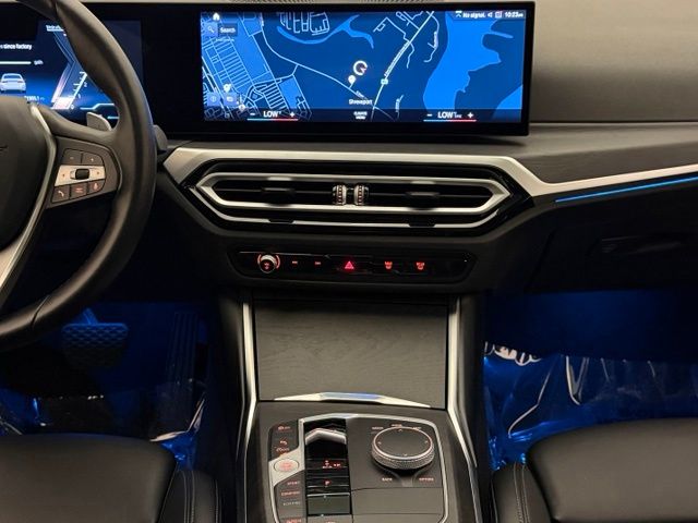 2024 BMW 3 Series 330i - Photo 31